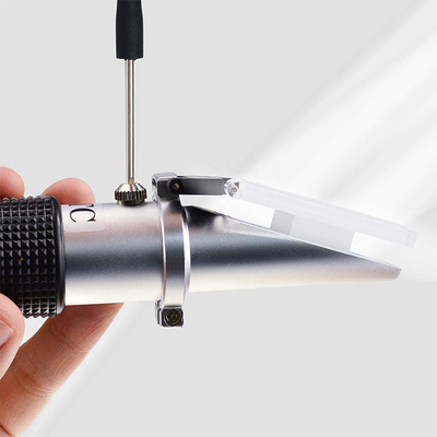 0-90% Réfractomètre numérique portable Brix pour la mesure précise du sucre dans le jus de fruits