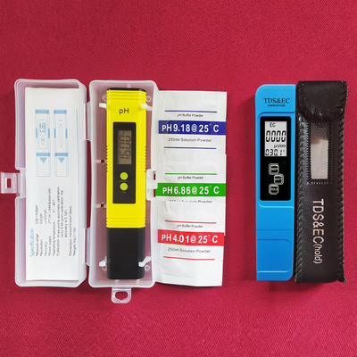 PH TDS EC Combo de mesure du compteur de température 0-14ph 0-9990ppm 0-9990us/cm Type de stylo 3V